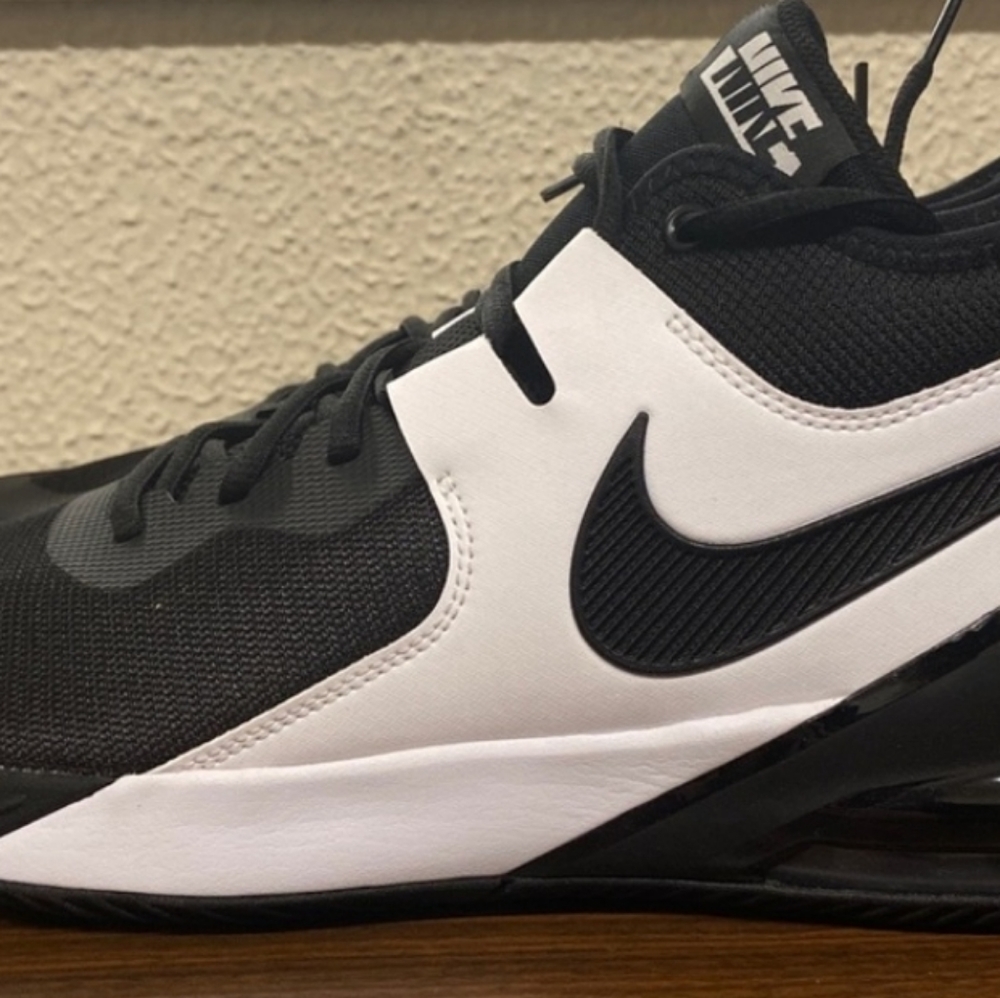 New Nike Air Maxx Impact 2